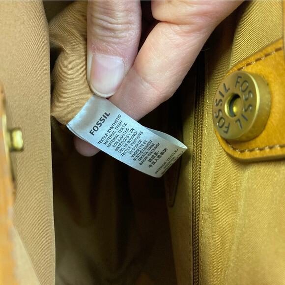 FOSSIL SMALL STRIPED CANVAS AND LEATHER CROSSBODY BAG (ASIS) - Picture 10 of 11